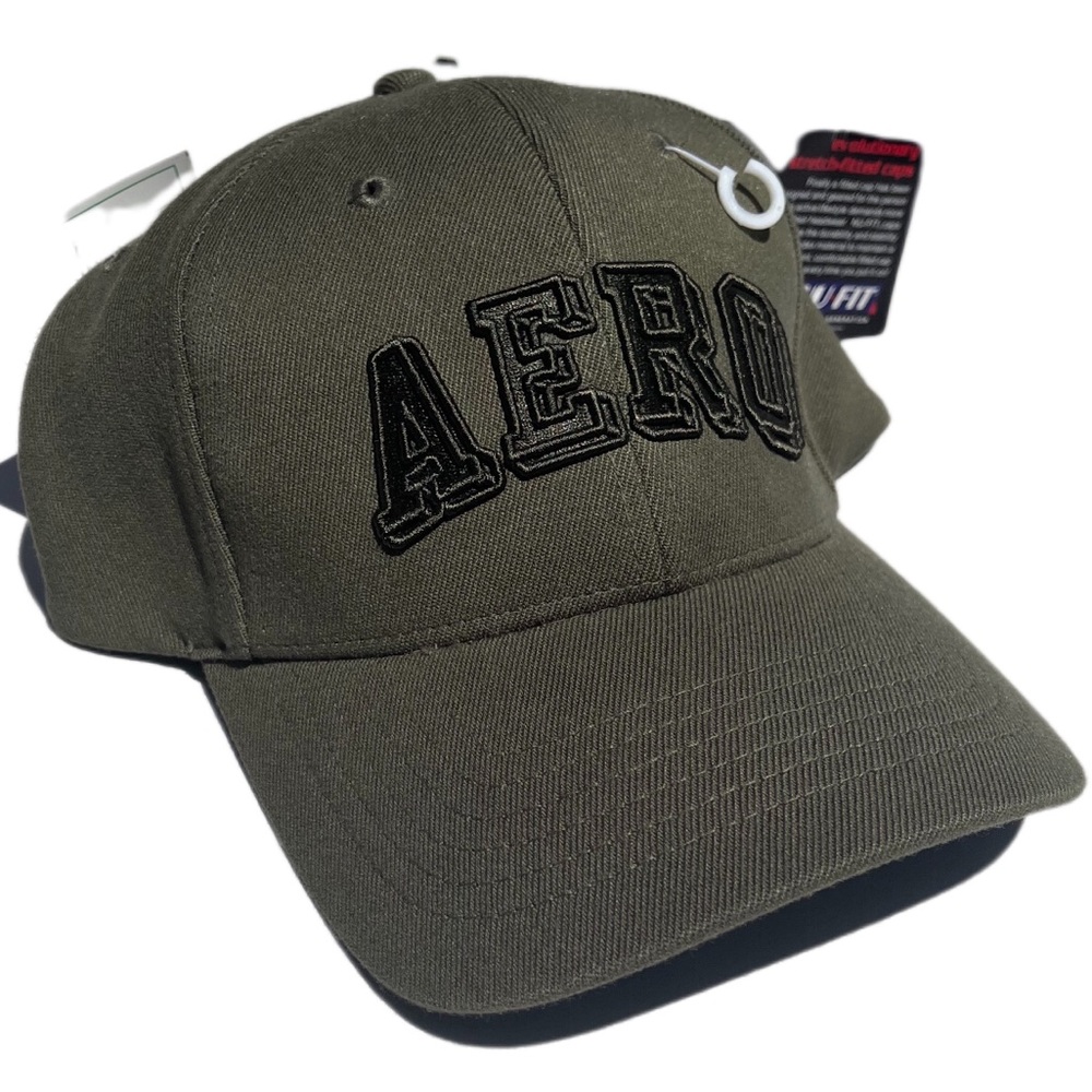Aeropostale NU-FIT embroidered Aero flex fitted hat